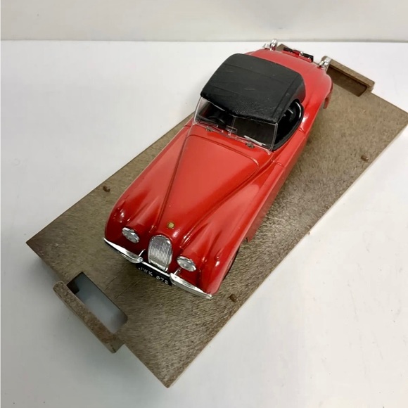 Vintage Brumm 1/43 Jaguar XH 120 Coupe 1948 Silver R102, Italy - Picture 9 of 10